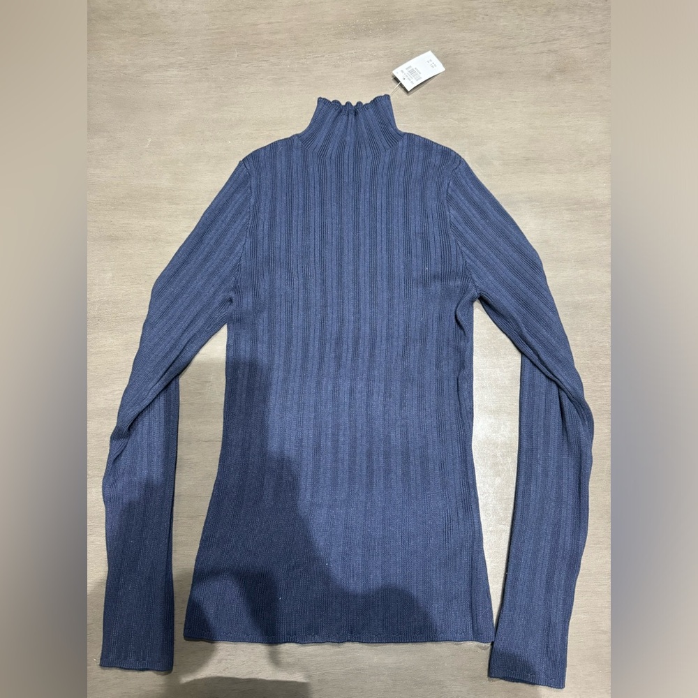 BNWT Abercrombie Blue Ribbed Turtleneck
